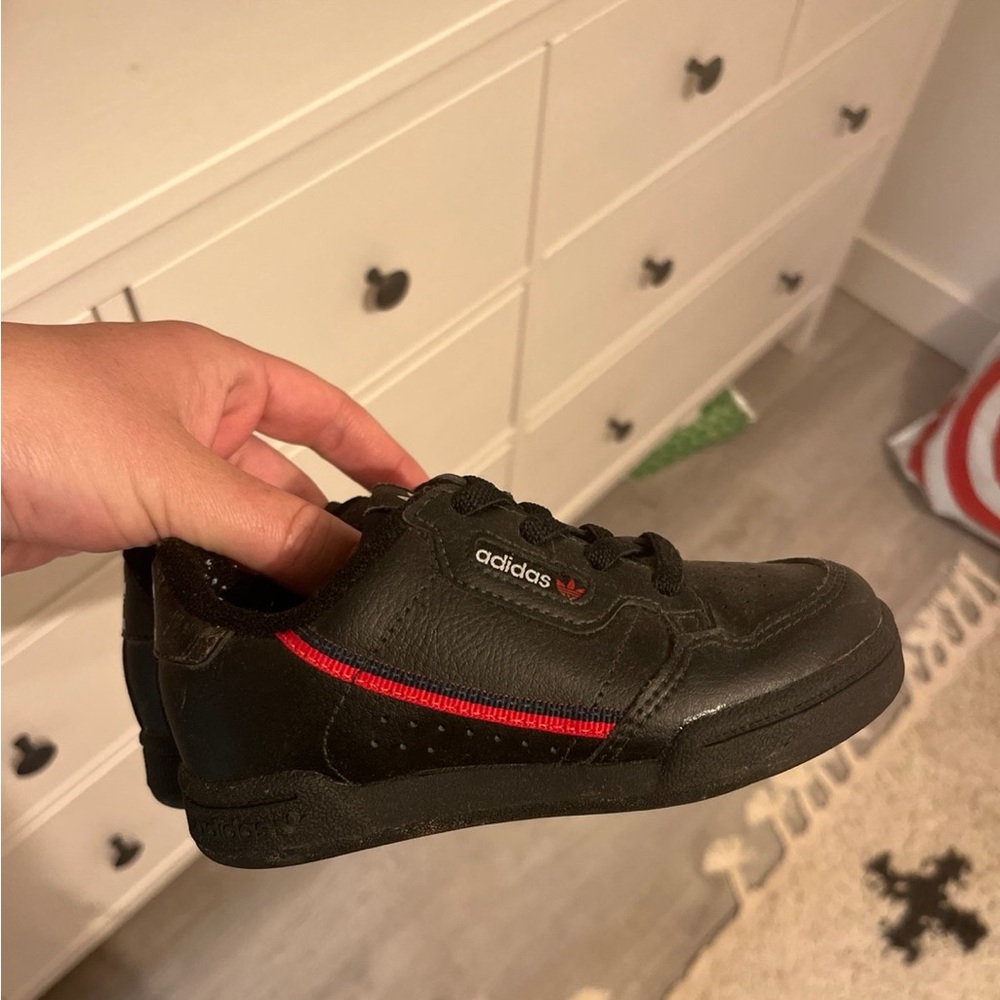 Adidas Kids Black Sneakers with Red Stripe